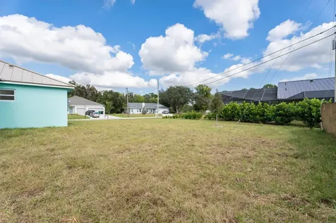 4947 Nw Flintstone Avenue Port Saint Lucie FL 34983