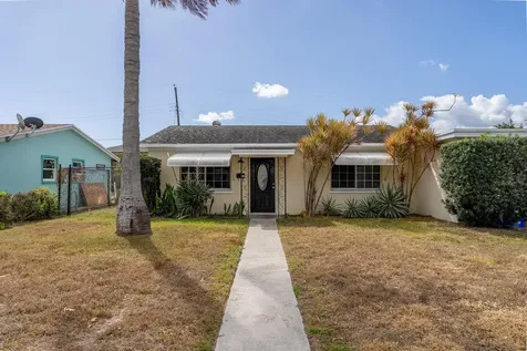 137 W 34th Street Riviera Beach FL 33404