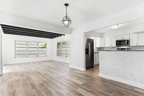606 N 31st Court Hollywood FL 33021