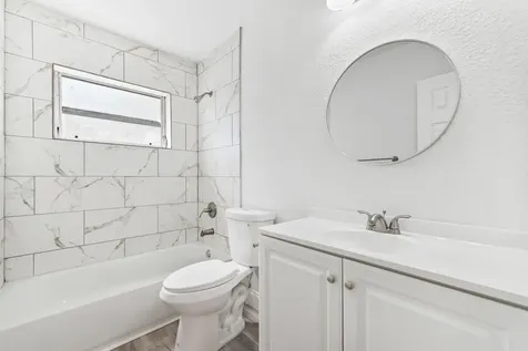 606 N 31st Court Hollywood FL 33021