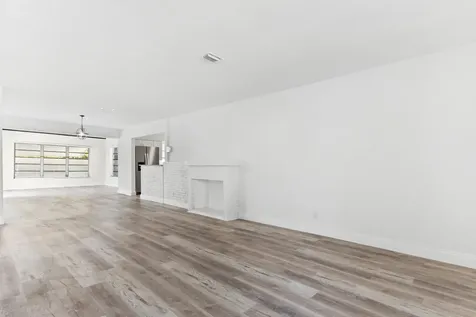 606 N 31st Court Hollywood FL 33021
