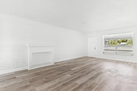 606 N 31st Court Hollywood FL 33021