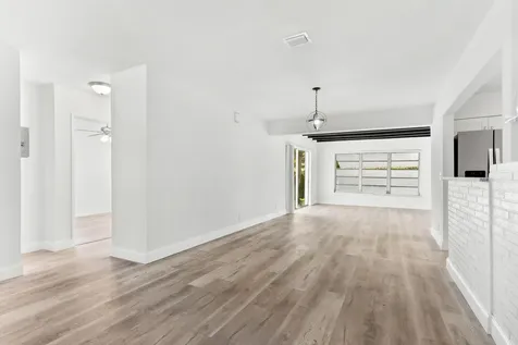 606 N 31st Court Hollywood FL 33021