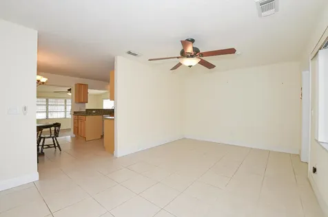 209 Oak Lane Port Saint Lucie FL 34952