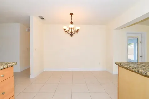 209 Oak Lane Port Saint Lucie FL 34952