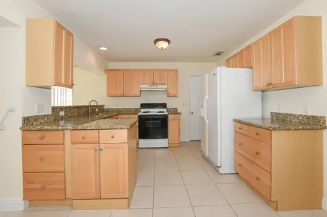 209 Oak Lane Port Saint Lucie FL 34952