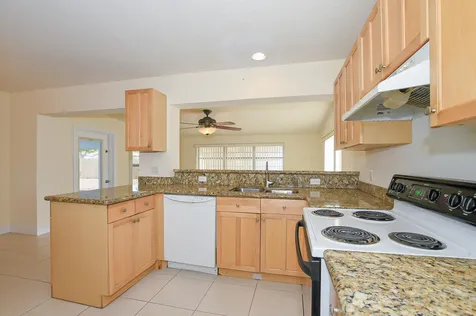 209 Oak Lane Port Saint Lucie FL 34952
