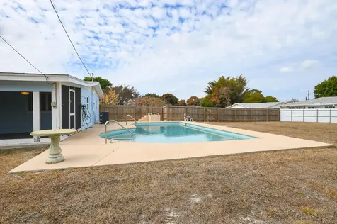 209 Oak Lane Port Saint Lucie FL 34952