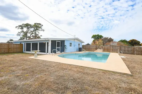209 Oak Lane Port Saint Lucie FL 34952