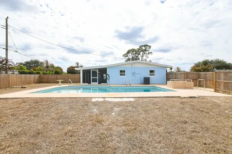 209 Oak Lane Port Saint Lucie FL 34952