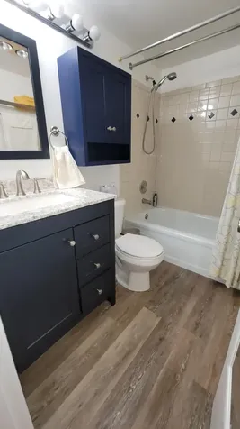 114 Chatham E West Palm Beach FL 33417