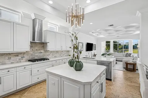 17698 Middlebrook Way Boca Raton FL 33496