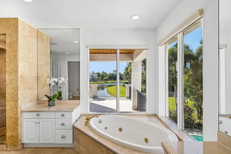 17698 Middlebrook Way Boca Raton FL 33496
