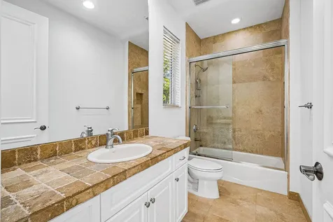 17698 Middlebrook Way Boca Raton FL 33496