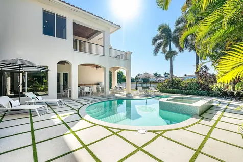 17698 Middlebrook Way Boca Raton FL 33496