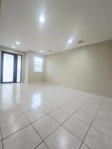636 Ne 35th Avenue Homestead FL 33033
