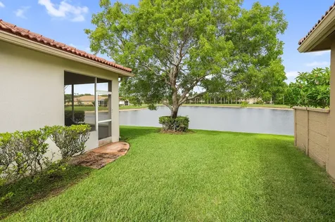 2281 Egret Cove Drive West Palm Beach FL 33411