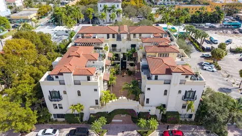 65 Ne 4th Avenue Delray Beach FL 33483