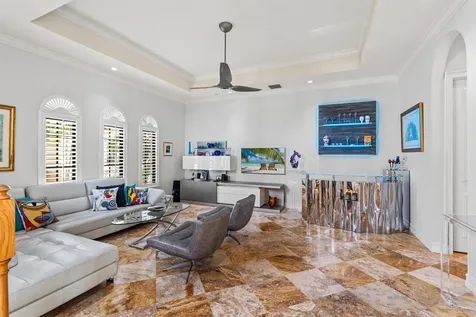 65 Ne 4th Avenue Delray Beach FL 33483