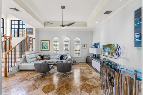 65 Ne 4th Avenue Delray Beach FL 33483