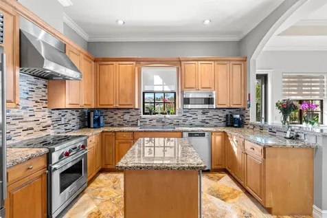 65 Ne 4th Avenue Delray Beach FL 33483