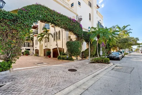 65 Ne 4th Avenue Delray Beach FL 33483