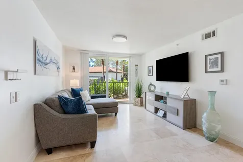 1205 Villa Lane Boynton Beach FL 33435