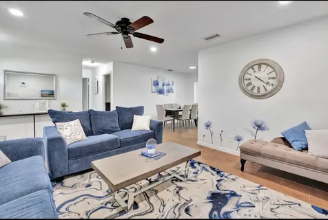 2099 SE Madison Street Stuart FL 34996