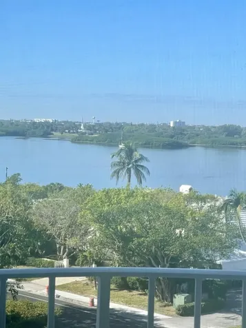 2295 S Ocean Boulevard Palm Beach FL 33480