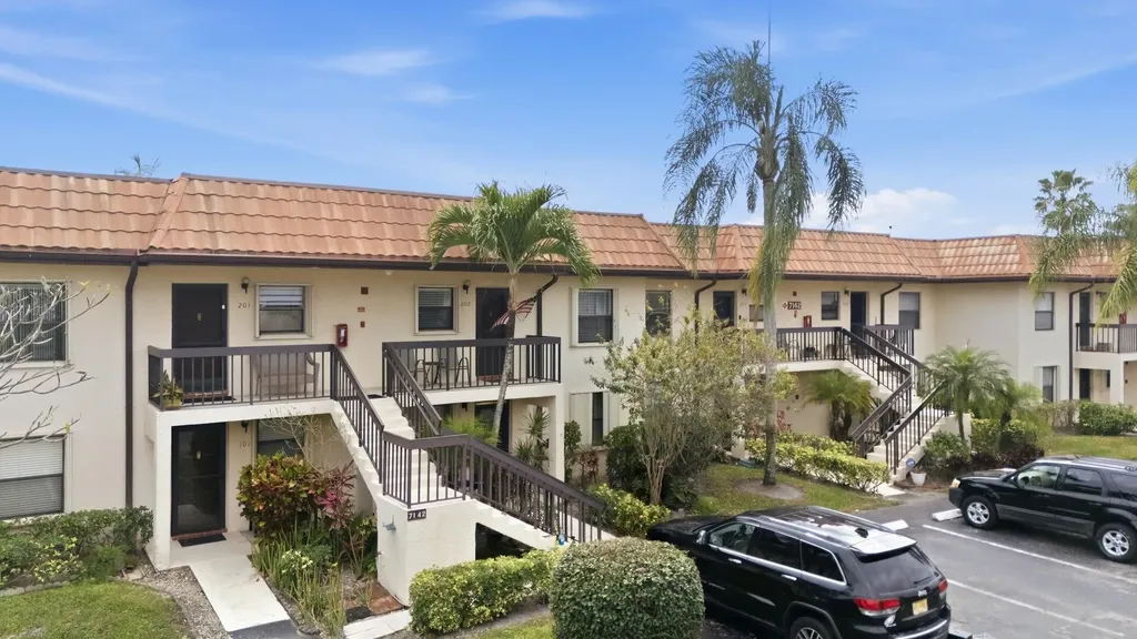 7142 Golf Colony Court Lake Worth FL 33467