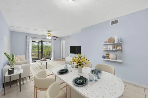 7142 Golf Colony Court Lake Worth FL 33467