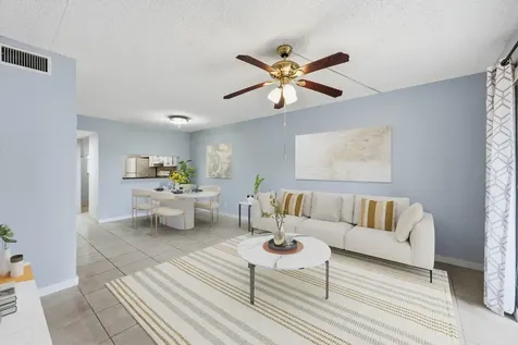 7142 Golf Colony Court Lake Worth FL 33467