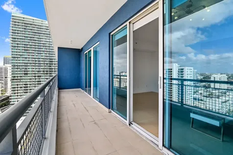 60 SW 13th Street Miami FL 33130