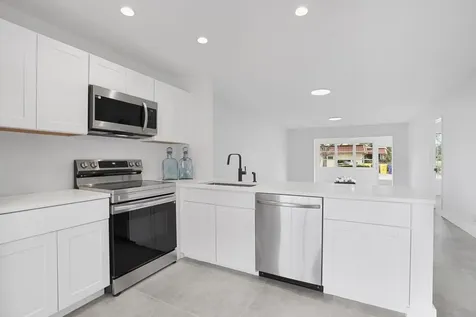 737 Nantucket Circle Lake Worth FL 33467