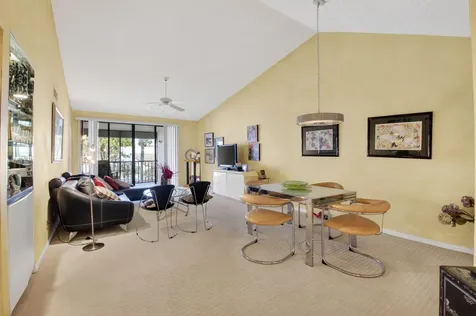 7509 Glendevon Lane Delray Beach FL 33446