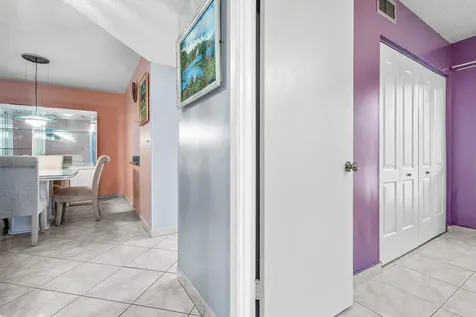 250 NE 20th Street Boca Raton FL 33431