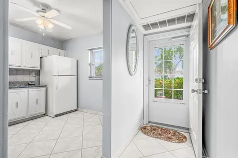 250 NE 20th Street Boca Raton FL 33431
