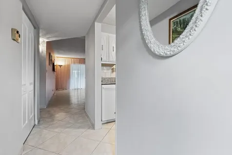 250 NE 20th Street Boca Raton FL 33431