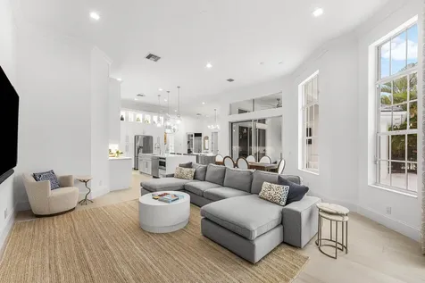 132 Pembroke Drive Palm Beach Gardens FL 33418