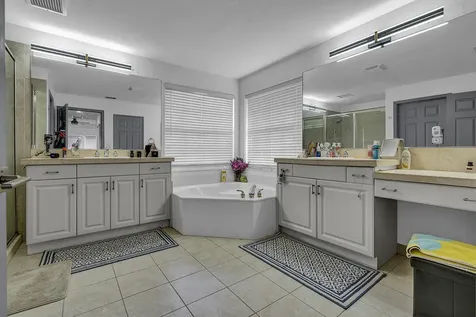 15643 Messina Isle Court Delray Beach FL 33446