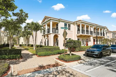 834 Nw 83rd Lane Boca Raton FL 33487