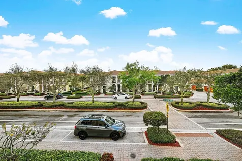 834 Nw 83rd Lane Boca Raton FL 33487