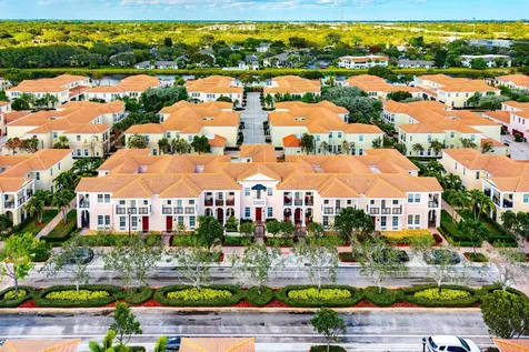 834 Nw 83rd Lane Boca Raton FL 33487