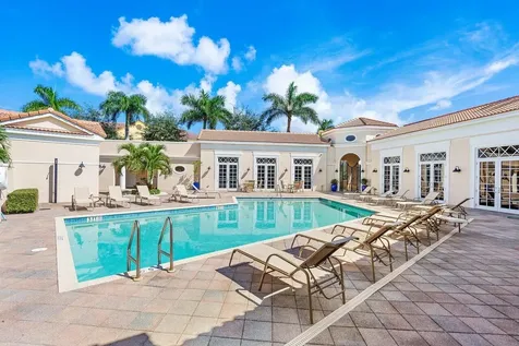 834 Nw 83rd Lane Boca Raton FL 33487