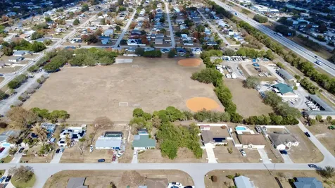 631 SW Montana Terrace Port Saint Lucie FL 34953