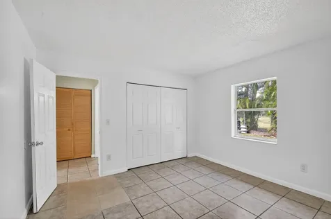 4825 Serafica Drive Lake Worth FL 33461
