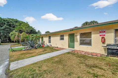 4825 Serafica Drive Lake Worth FL 33461