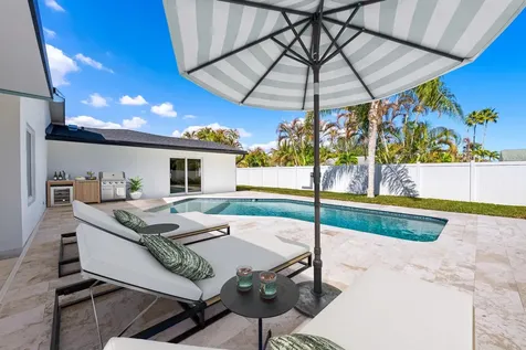 1607 Seabrook Road Jupiter FL 33469