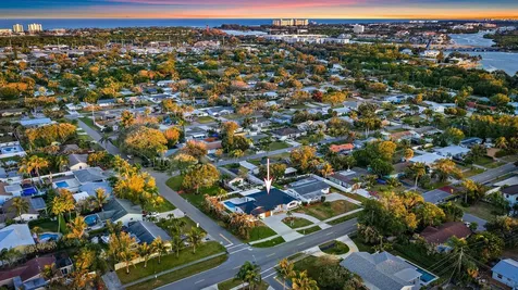 1607 Seabrook Road Jupiter FL 33469