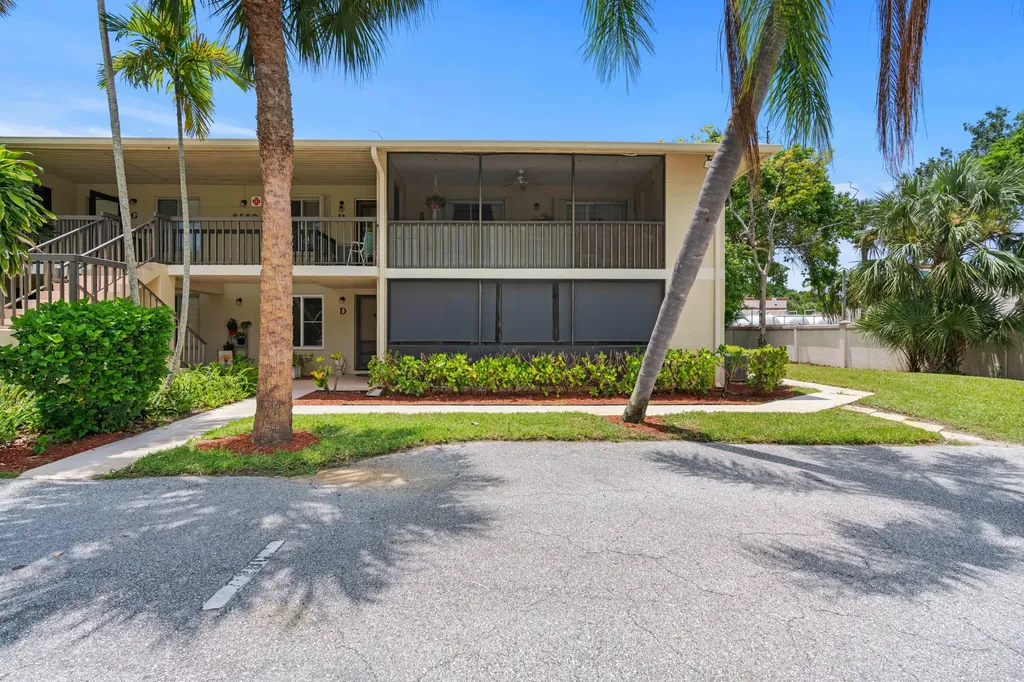 6560 Chasewood Drive Jupiter FL 33458